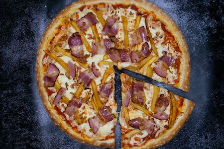 Пицца Бекон фри маленькая