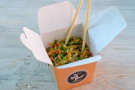 Лапша с овощами