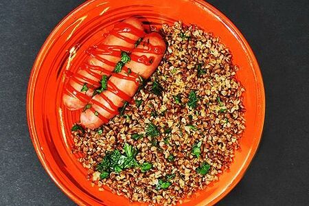 Гречка с сосисками