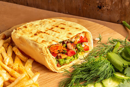 Шаурма свиная в сырном лаваше