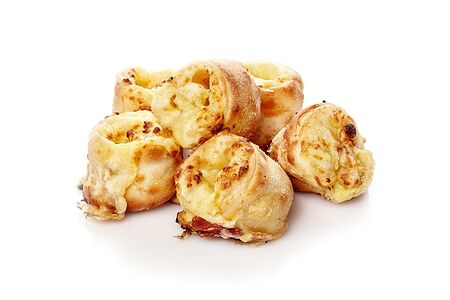 Рулетики с сыром