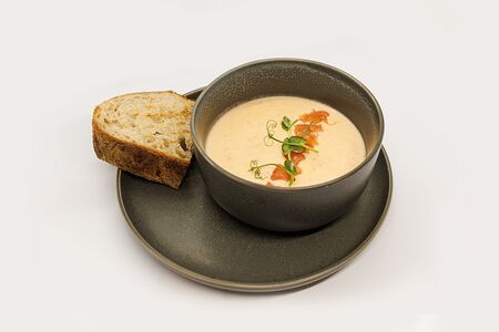 Крем-суп из лосося