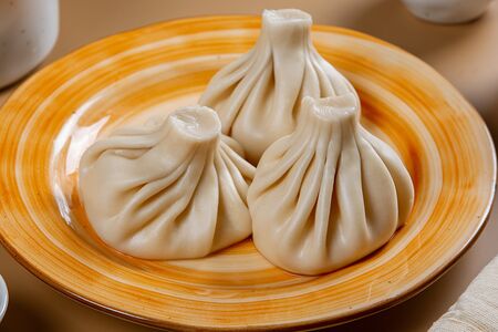 Хинкали со свининой и говядиной