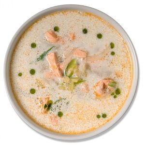 Сливочная уха с форелью