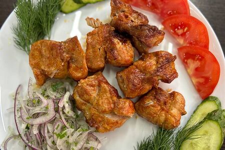 Шашлык из cвинoй шейки