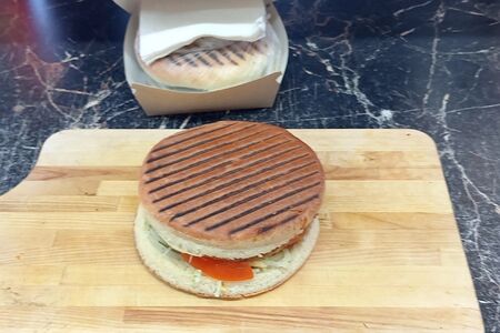 Бургер из курицы