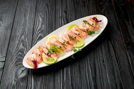 Креветки отварные