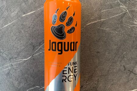 Ягуар манго ананас