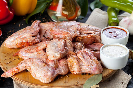 Маринованные куриные крылья