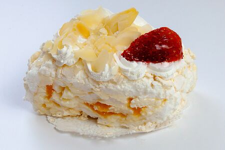 Меренговый рулет