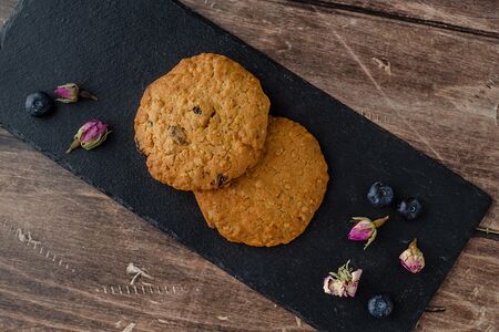 Овсяное печенье с изюмом