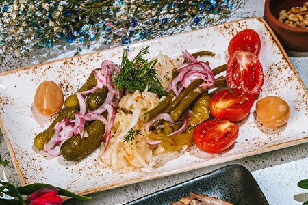 Ассорти из солений