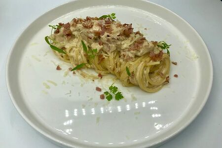 Паста Карбонара с цыпленком и беконом