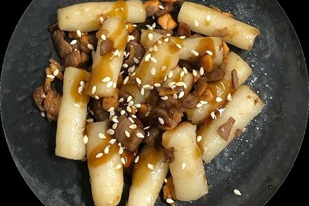 Токпокки с лососем унаги