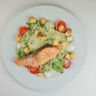 Цезарь с лососем