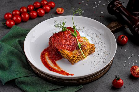 Лазанья по-милански