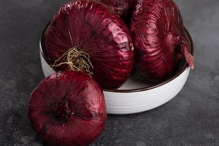 Лук красный ялтинский