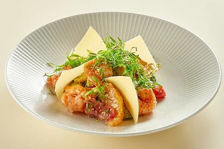 Салат с креветками