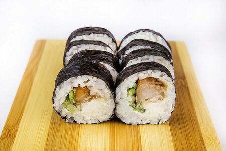 Ролл Чиз маки с угрем