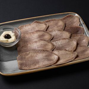 Язык телячий с хреном