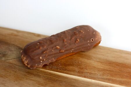 Эклер Сникерс