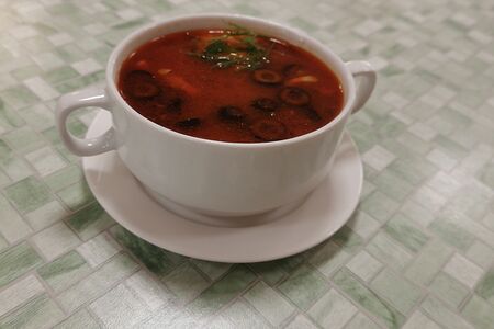 Солянка мясная