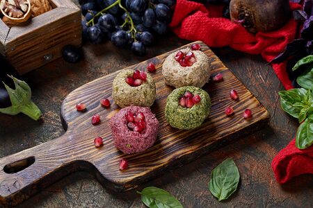 Ассорти из пхали