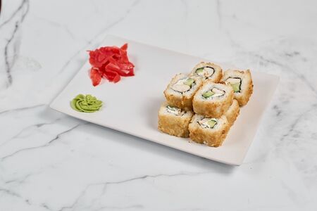 Ролл темпура с курицей