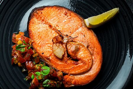 Стейк из кижуча