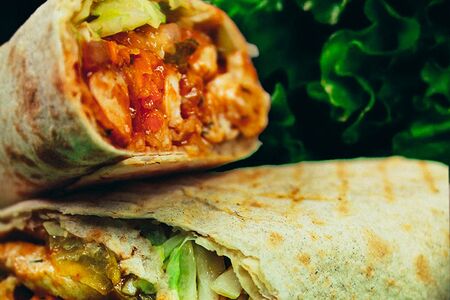 Шаурма сырная с курицей