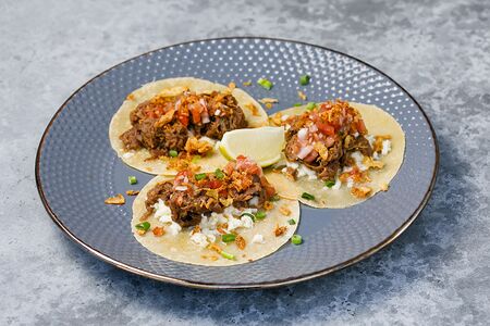 С рваной говядиной