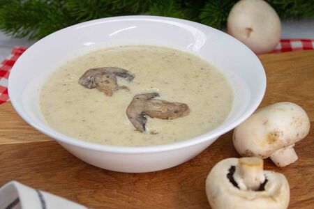 Крем-суп грибной