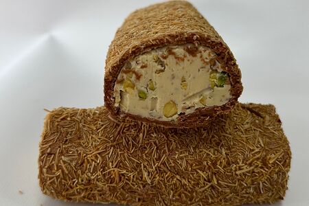 Фисташковая паста в кадаифе