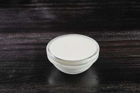 Фирменный белый соус