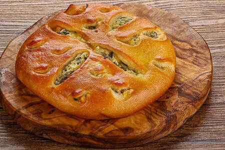 Хачапури со шпинатом и сулугуни