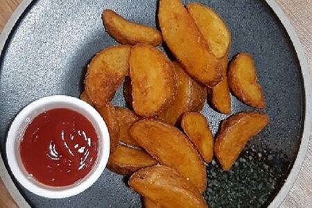 Картофельные дольки запеченные