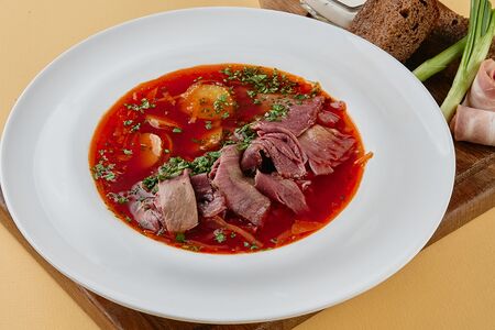 Кубанский борщ с ростбифом