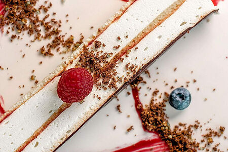 Птичье молоко малиновое