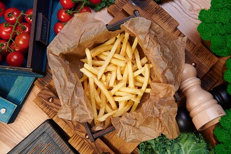 Картофель фри с пармезаном и трюфельным маслом