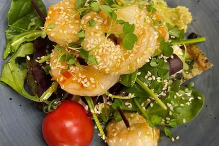 Небрускетта с креветками