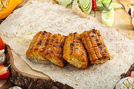 Кукуруза на мангале