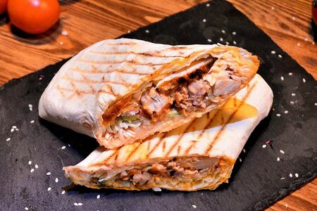 Шаурма Цезарь с курицей