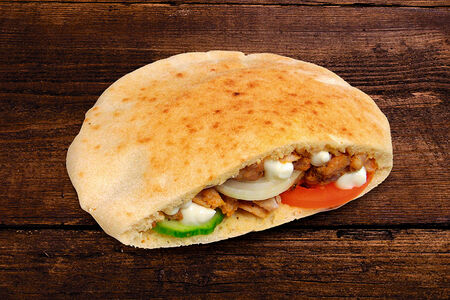 Шаурма по-арабски в пите стандартная