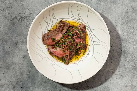 Стейк Churrasco с соусом чимичурри