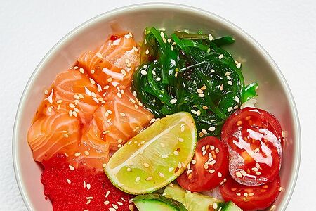 Поке с лососем