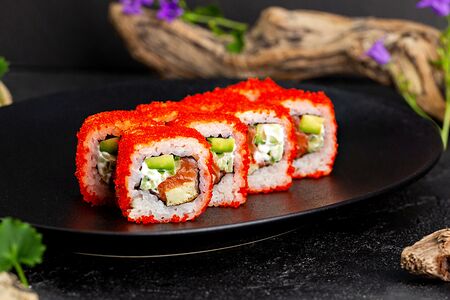 Калифорния с лососем