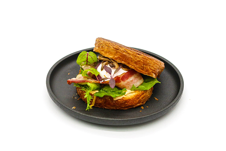 Сюпрем А-ля крок-мадам