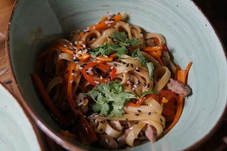 Вок с говядиной