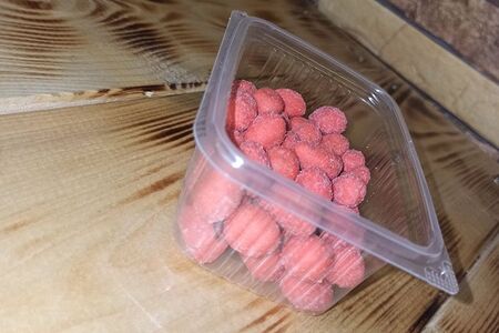 Арахис в глазури краб