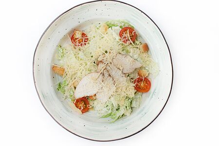 Салат Цезарь с курицей